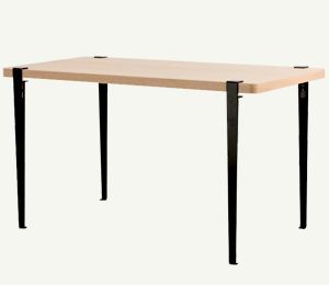 Tischplatte 150cm mal 75cm aus PEFC-zertifiziertem Eichenholz mit abgerundeten Ecken