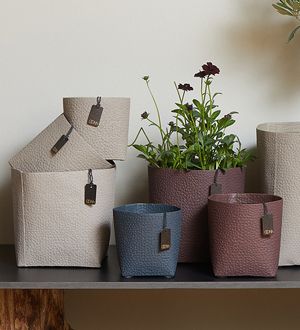 Korb aus recycletem Papier