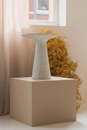 Beistelltisch, Recyceltes Plastik-Terrazzo