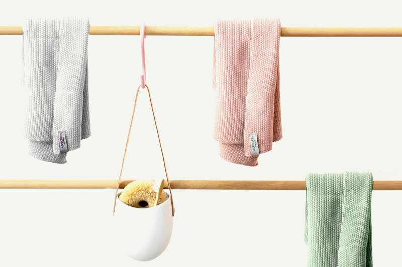 Nachhaltige Badezimmer Accesoires und Handtücher aus Baumwolle in verschiedenen Farben erhältlich