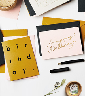 Geburtstagskarte mit typografischem Muster