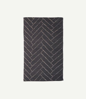 Teppich aus 100 % recycleter Baumwolle mit geometrischem Muster in Dunkelgrau