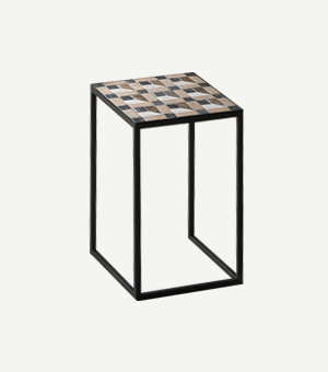 Tisch mit schwarzem Metallrahmen, Platte aus Mosaikfliesen 27x27 Höhe 47,5cm
